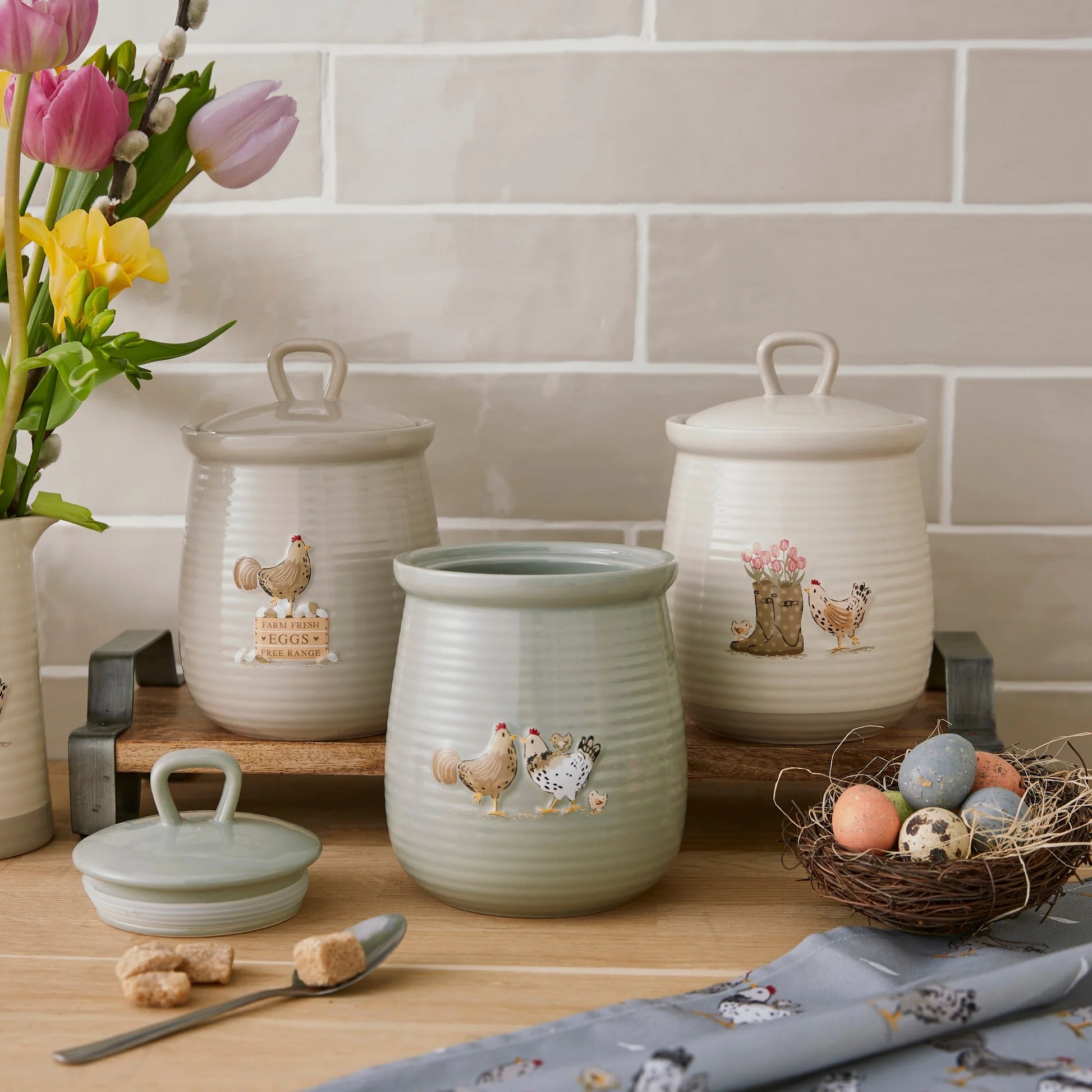 Cooksmart Hen House Lane Canister - Farm Fresh Eggs Cooksmart England