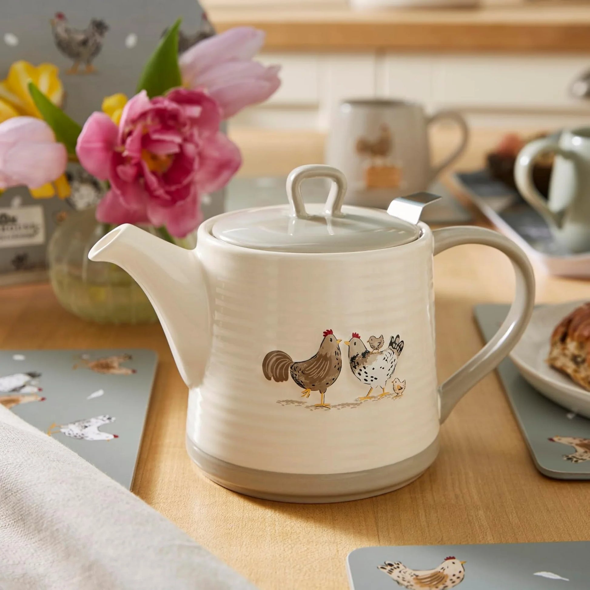 Cooksmart Hen House Lane Tea Pot with infuser Cooksmart England