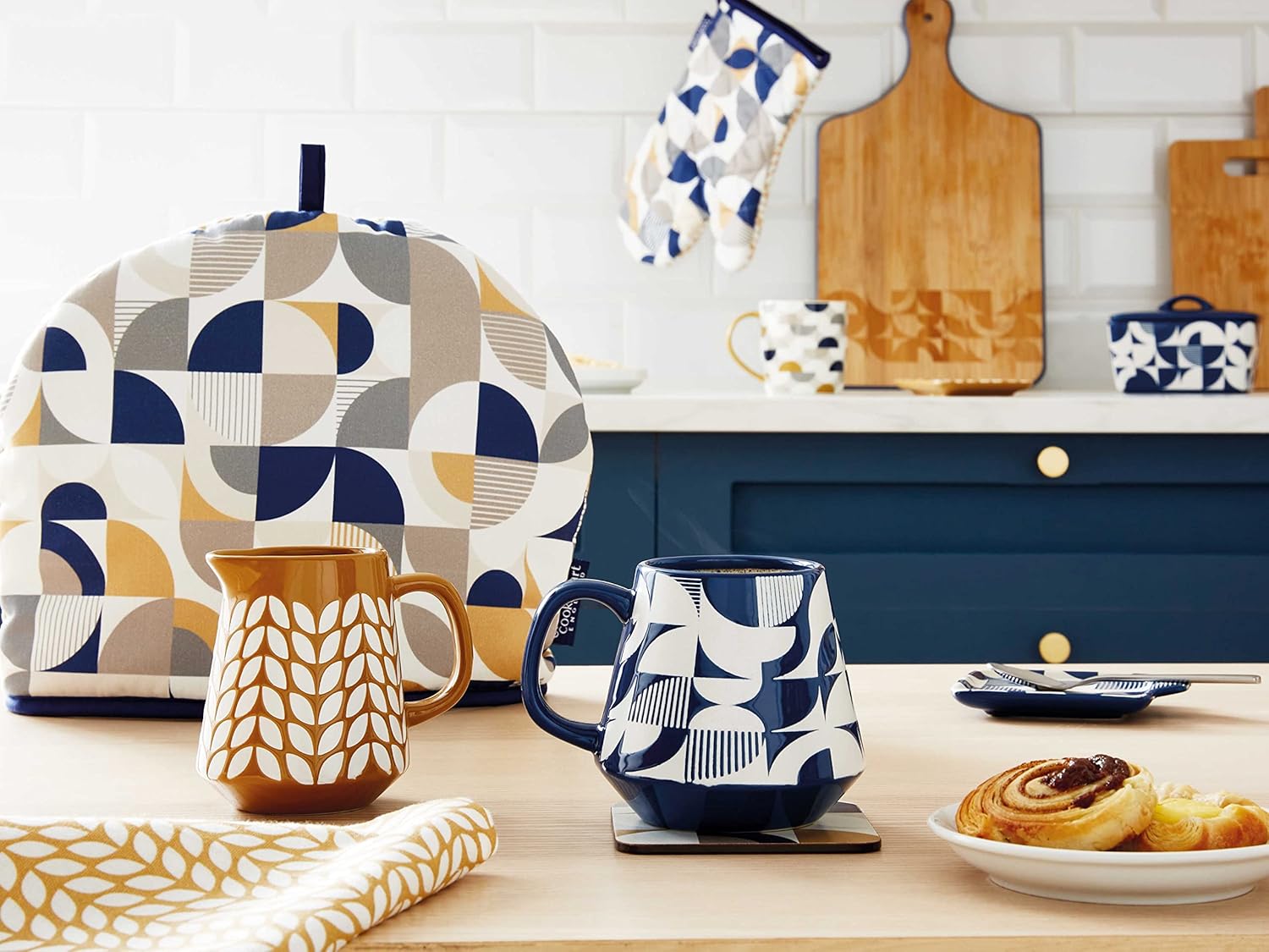 Bauhaus Geo Tea Cosy Cooksmart England