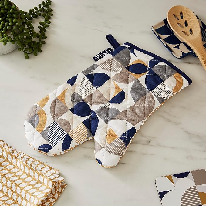 Bauhaus Geo Gauntlet Oven Glove Cooksmart England