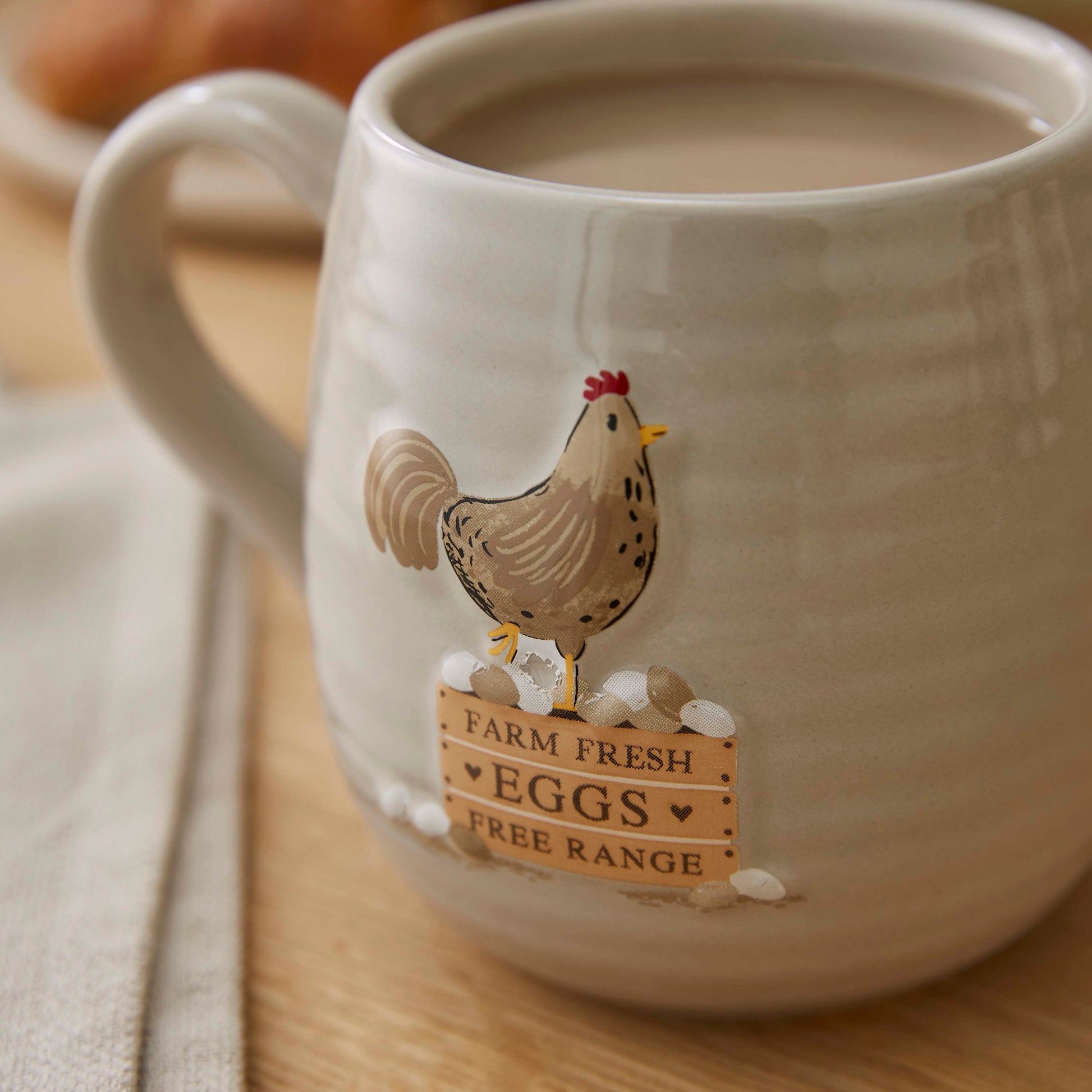 Cooksmart Hen House Lane Belly Mug - Farm Fresh Eggs Cooksmart England