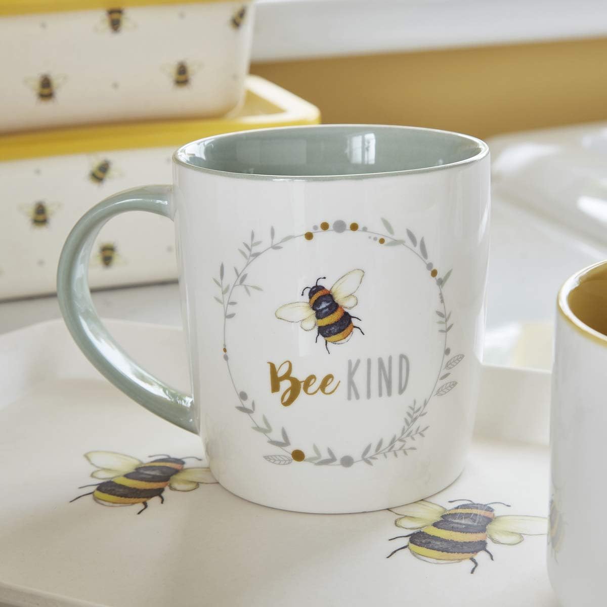 Cooksmart Bumble Bees Bee Kind Barrel Mug Cooksmart England