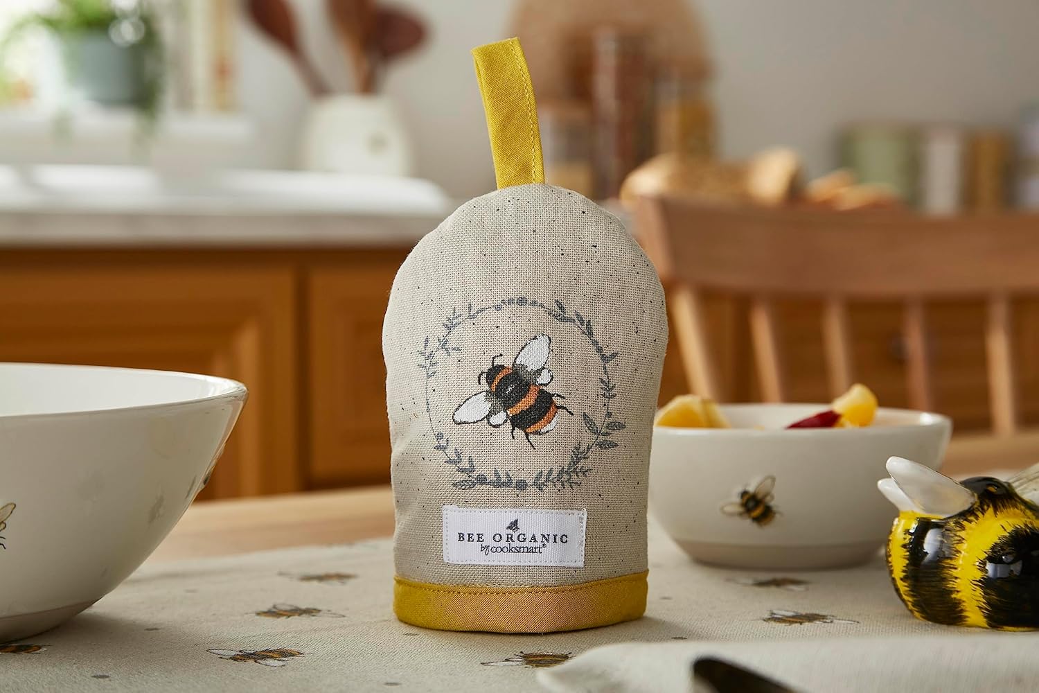 Cooksmart Bumble Bees Egg Cosies Set of 2 Cooksmart England