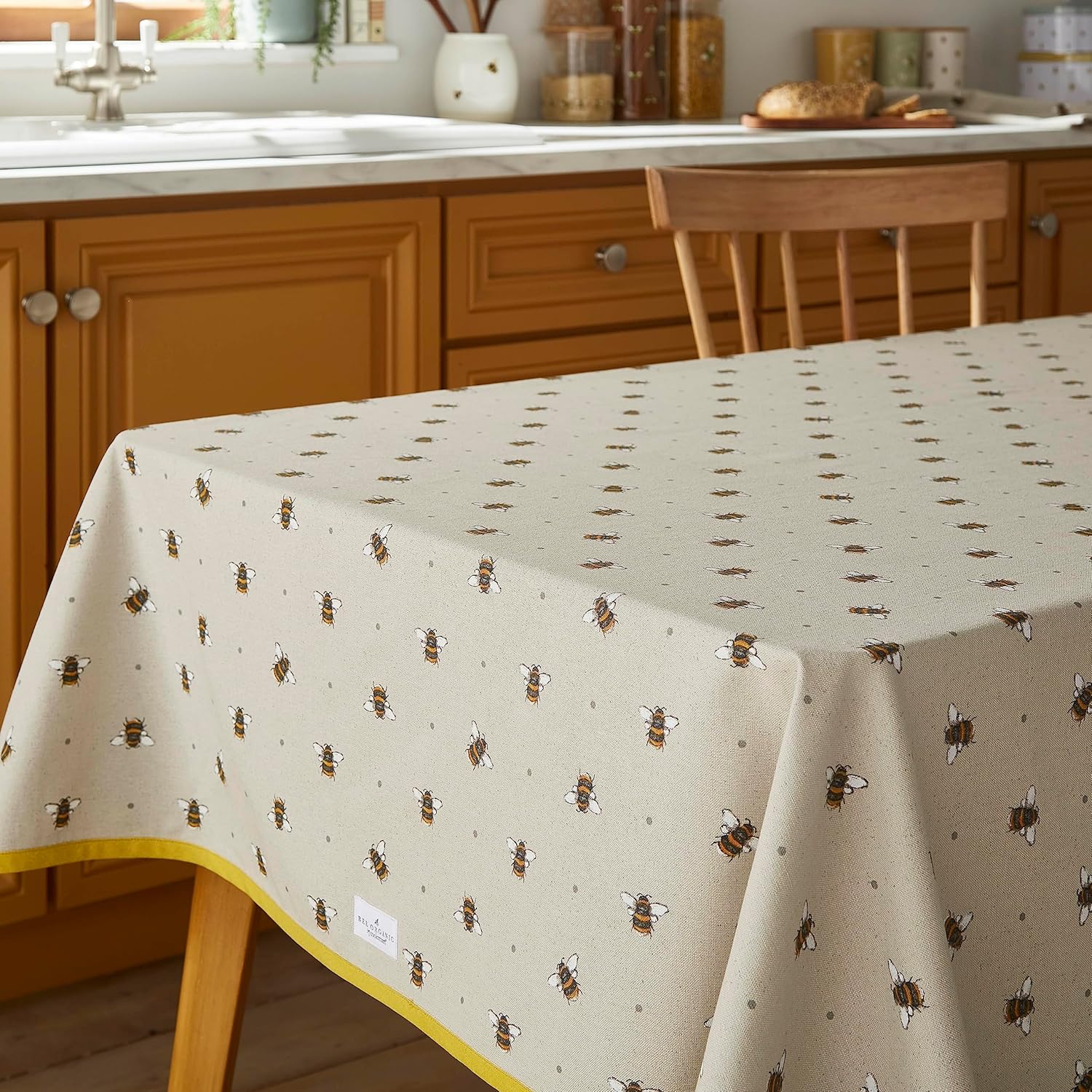 Cooksmart Bumble Bees Cotton Tablecloth Cooksmart England