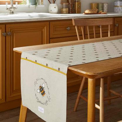 Cooksmart Bumble Bees Table Runner Cooksmart England